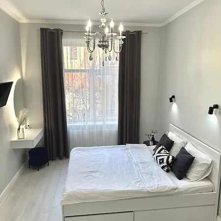 міамо 5хв до площі ринок