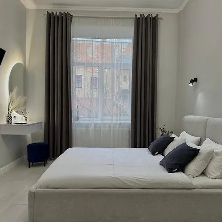 міамо 5хв до площі ринок Apartmán Lvov