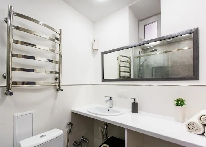 міамо 5хв до площі ринок Lvov